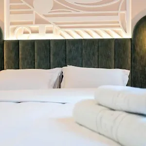 https://history-museum-apartment.bucharesthotelsnow.com