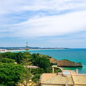 https://acqua-vista-family-apartment-200m-from-beach.hotelaalgarve.com